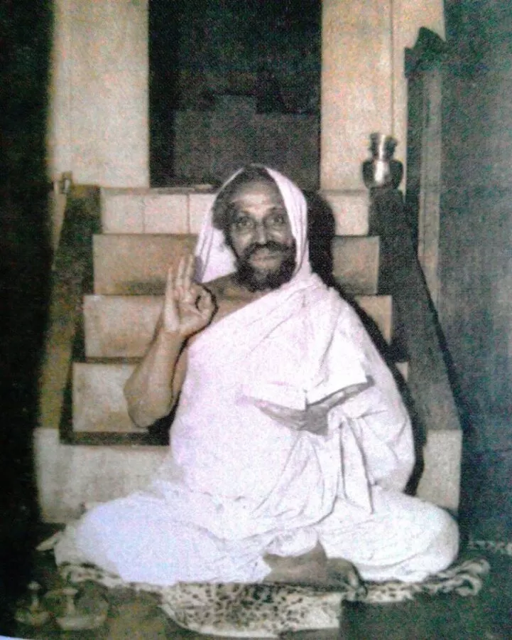 Chapter-6: Shrī Shrīdhara Swāmīji Made A Thief Quit Stealing And Transformed The Thief Into A Good Human Being 1 Chapter 6 Shrī Shrīdhara Swāmīji Made A Thief Quit Stealing And Transformed The Thief Into A Good Human Being Ok